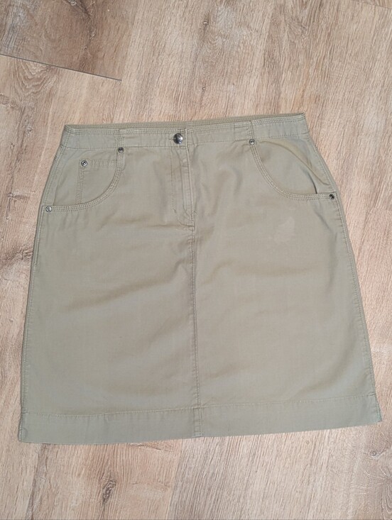 Woolrich Dresses & Skirts - Woolrich Cotton Khaki Skirt Size 8